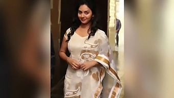 Married Woman Indulges In Steamy Phone Sex With Younger Partner In Indian Mature Category