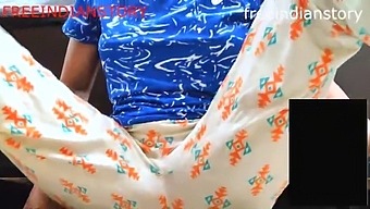 Young Asian Housewife'S Video Call With Aunty