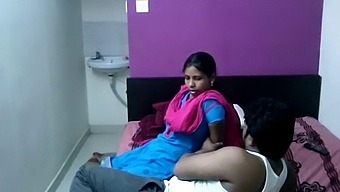 Sindhu Maria'S Sensual Dance Performance In Indian Video