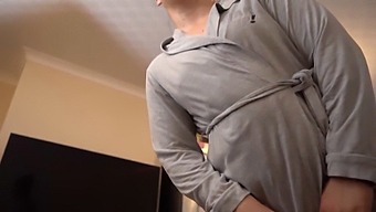 Pov Encounter: Stepson'S Solo Act Leads To Milf'S Anal Seduction