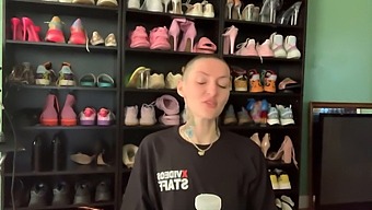 Rubi Rose Prezentuje Swoje Duże Pośladki W Filmie W Stylu Vlog